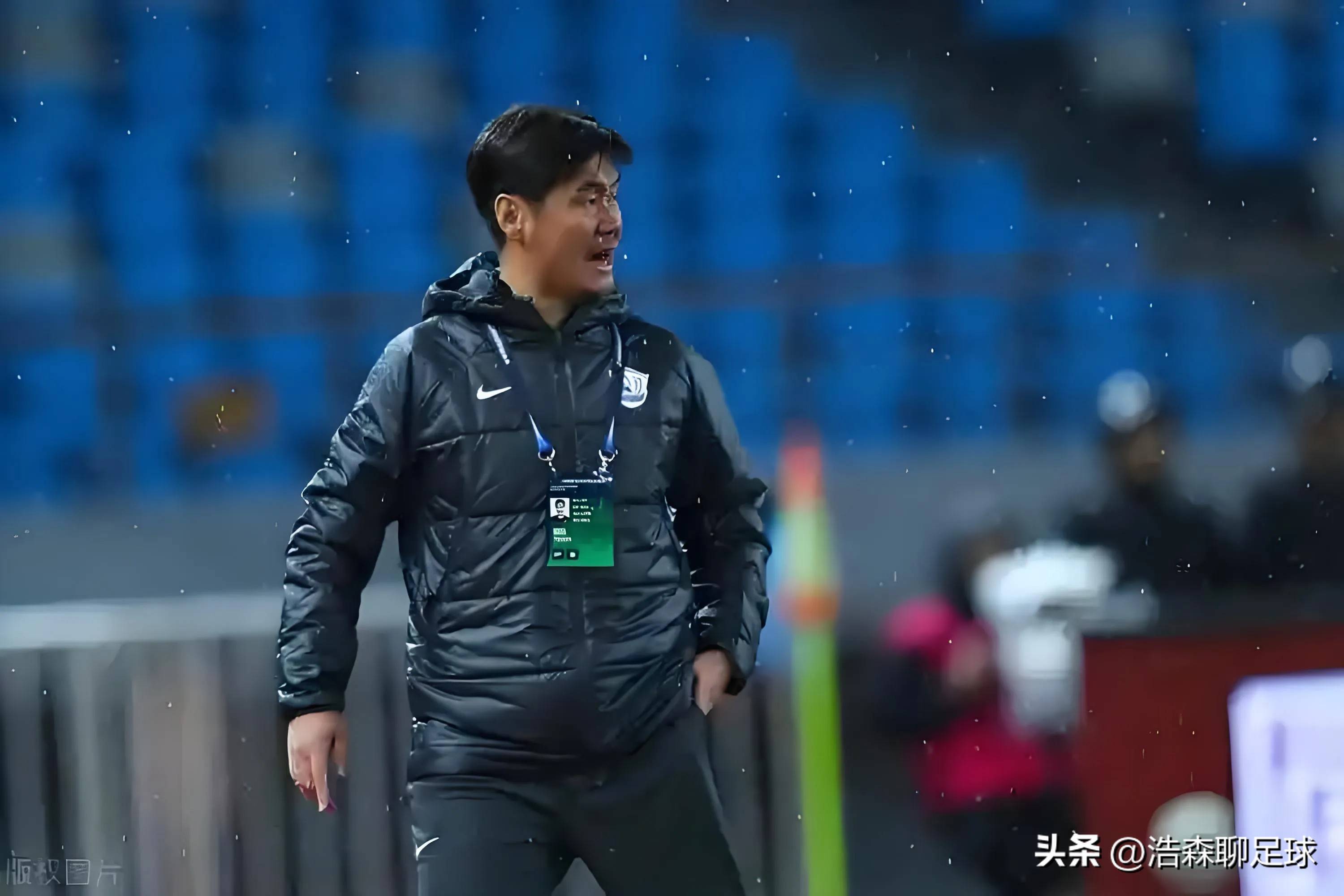 足球联赛球队主帅战术调整全面升级